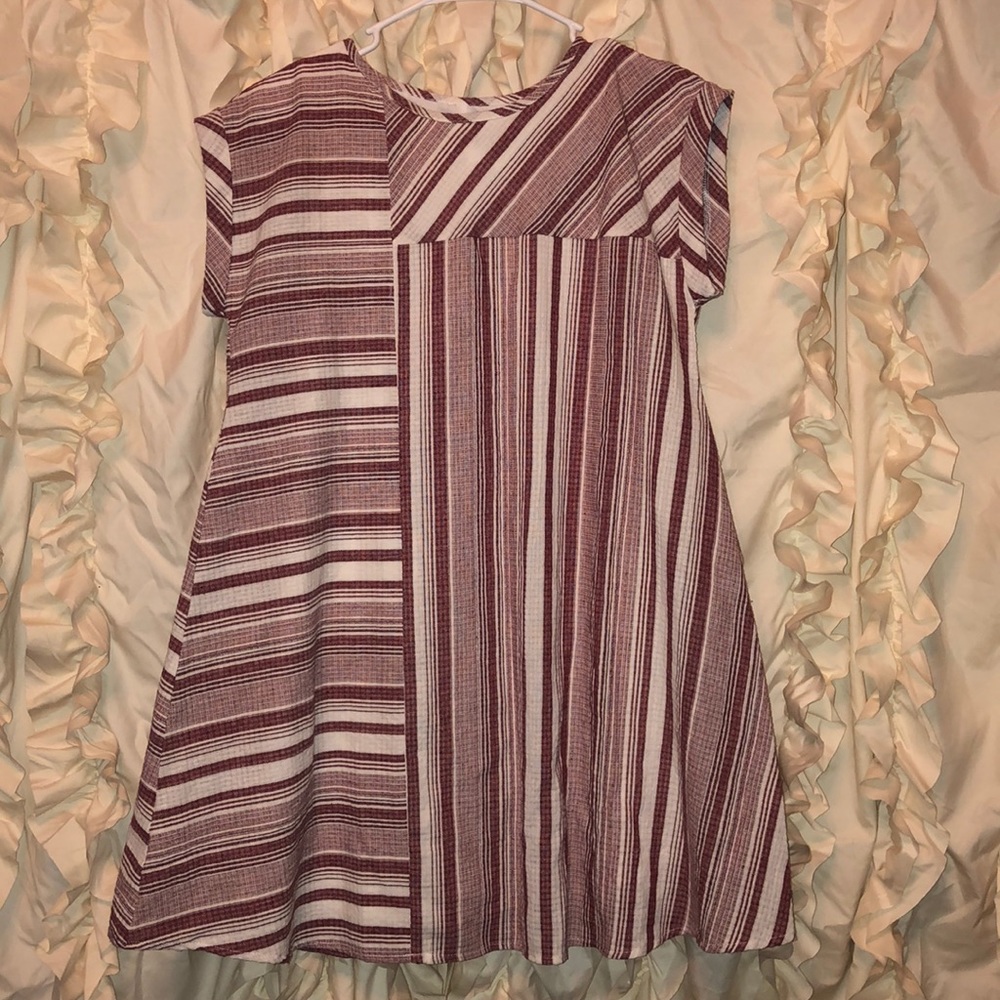Altar’dState Dress size Small NWT Cream Chambray